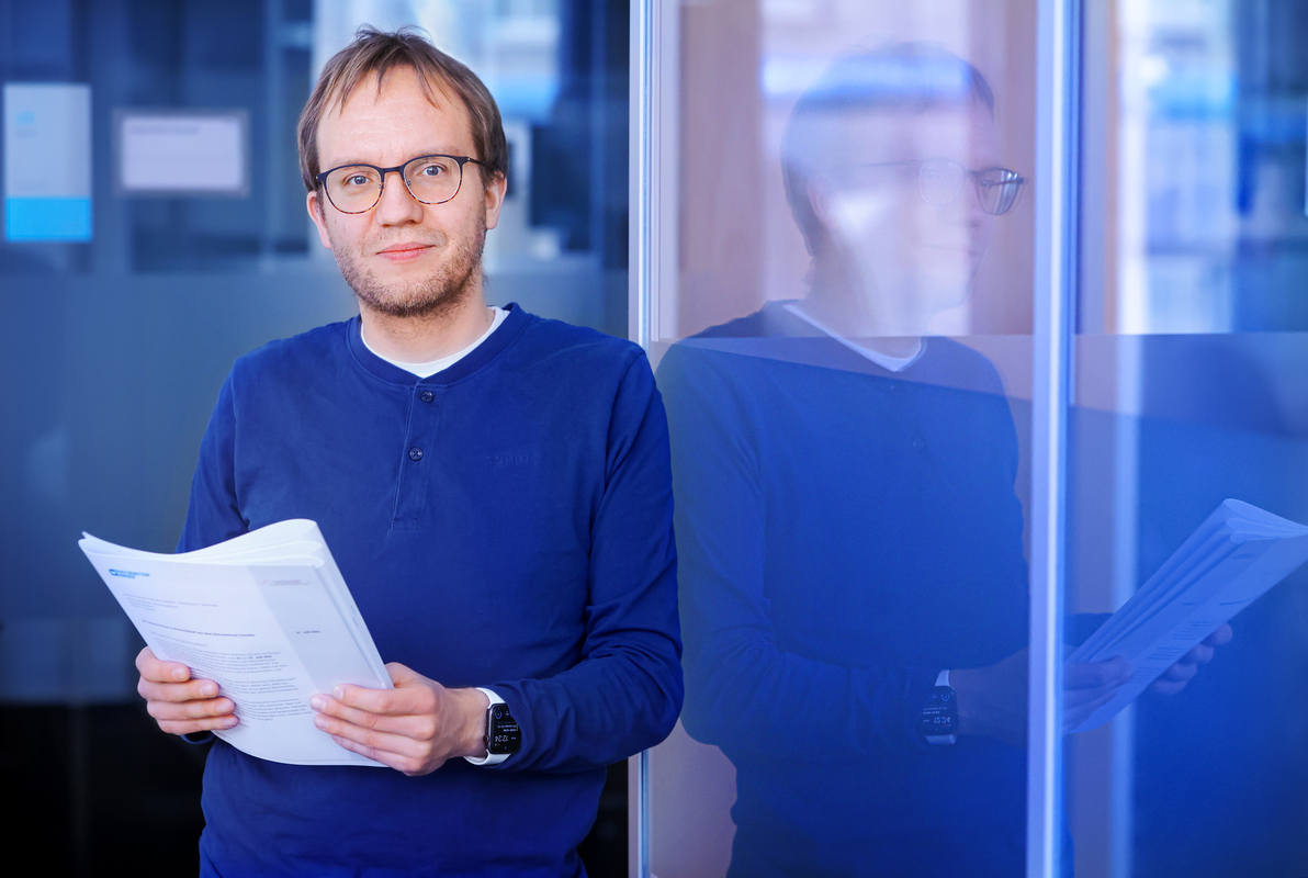Ansgar Jonietz, Geschäftsführer
<p>
<a href="/res/img/presseinformationen/highres/garbe_Ansgar02.jpg" class="new-window">Download JPG hochauflösend</a><br />
Fotograf: Amac Garbe
</p>